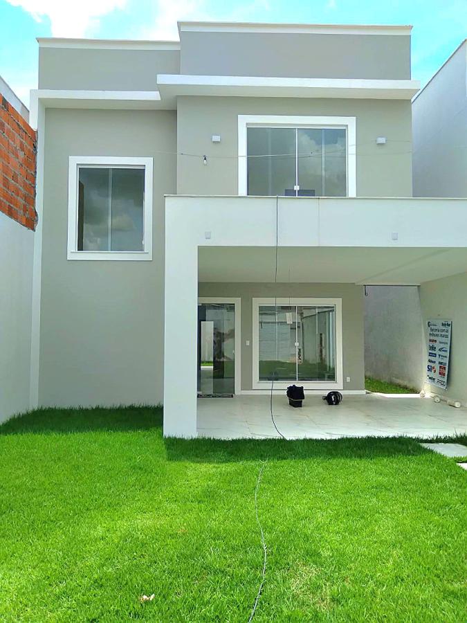 Casa, 4 quartos, 195 m² - Foto 1