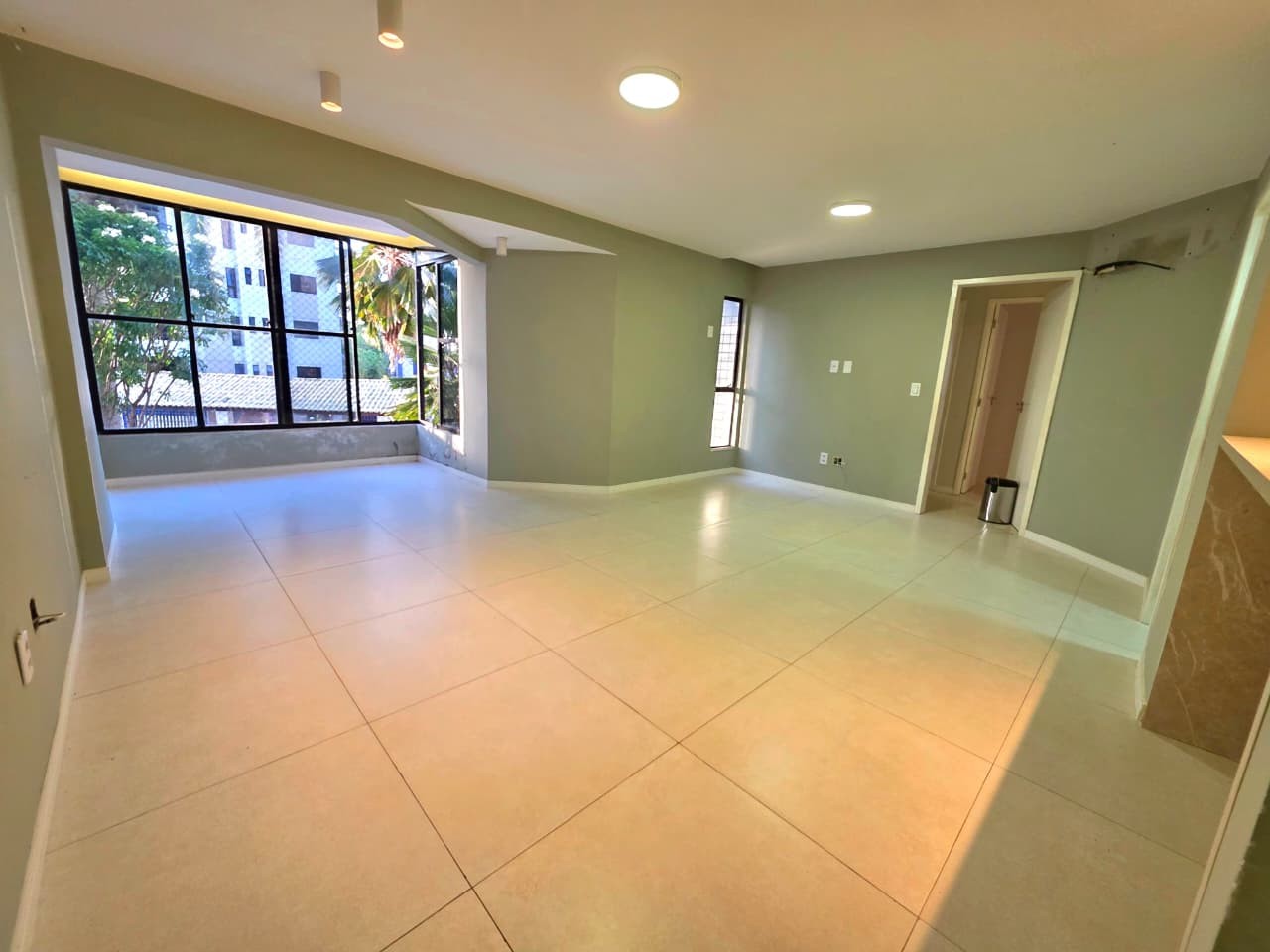 Apartamento, 3 quartos, 100 m² - Foto 2