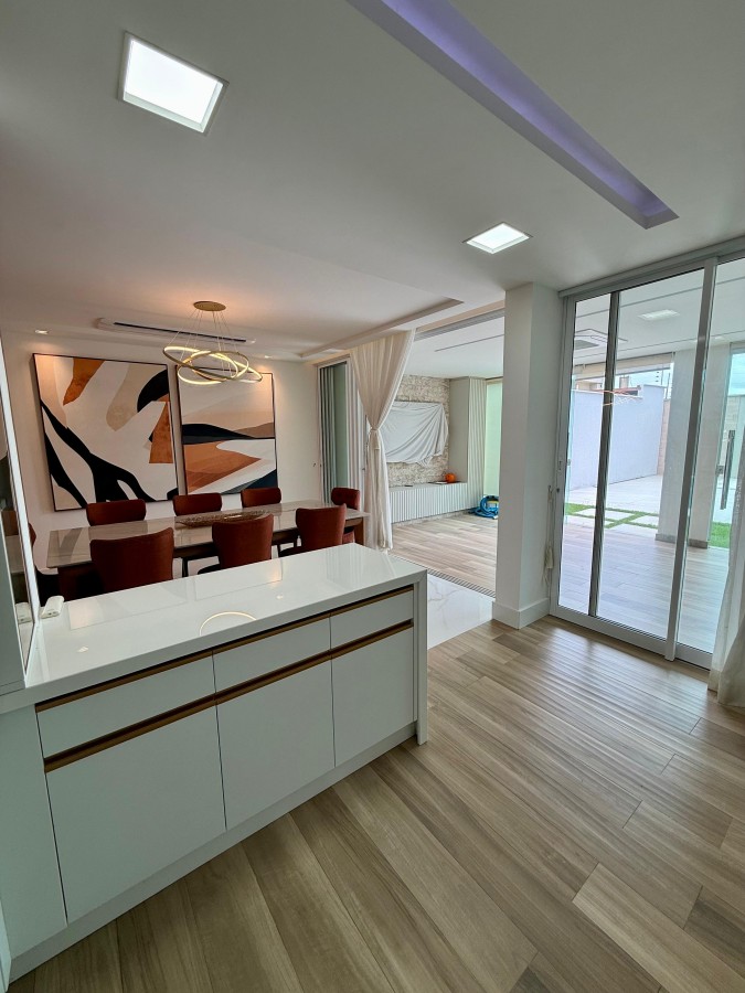 Casa, 3 quartos, 261 m² - Foto 23