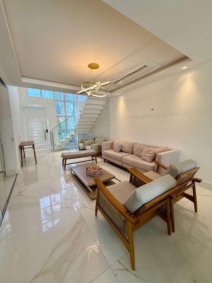 Casa, 3 quartos, 261 m² - Foto 3